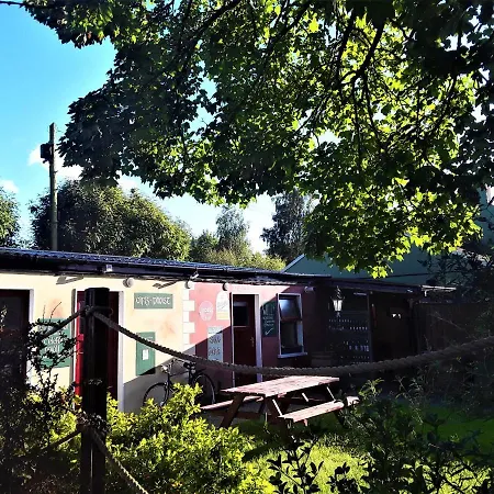 Unique Shepherd Hut & Hot Tub In Rural West Wicklow Lägenhet